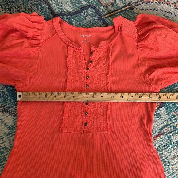 Pilcro Orange Puff Sleeve Ruffled Blouse size small - Picture 7 of 11